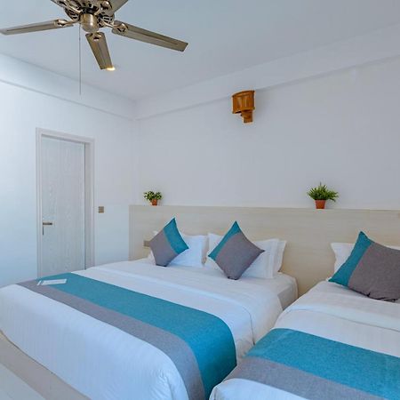 Dhiguveli Breeze Hotel Dhigurah  Exterior photo