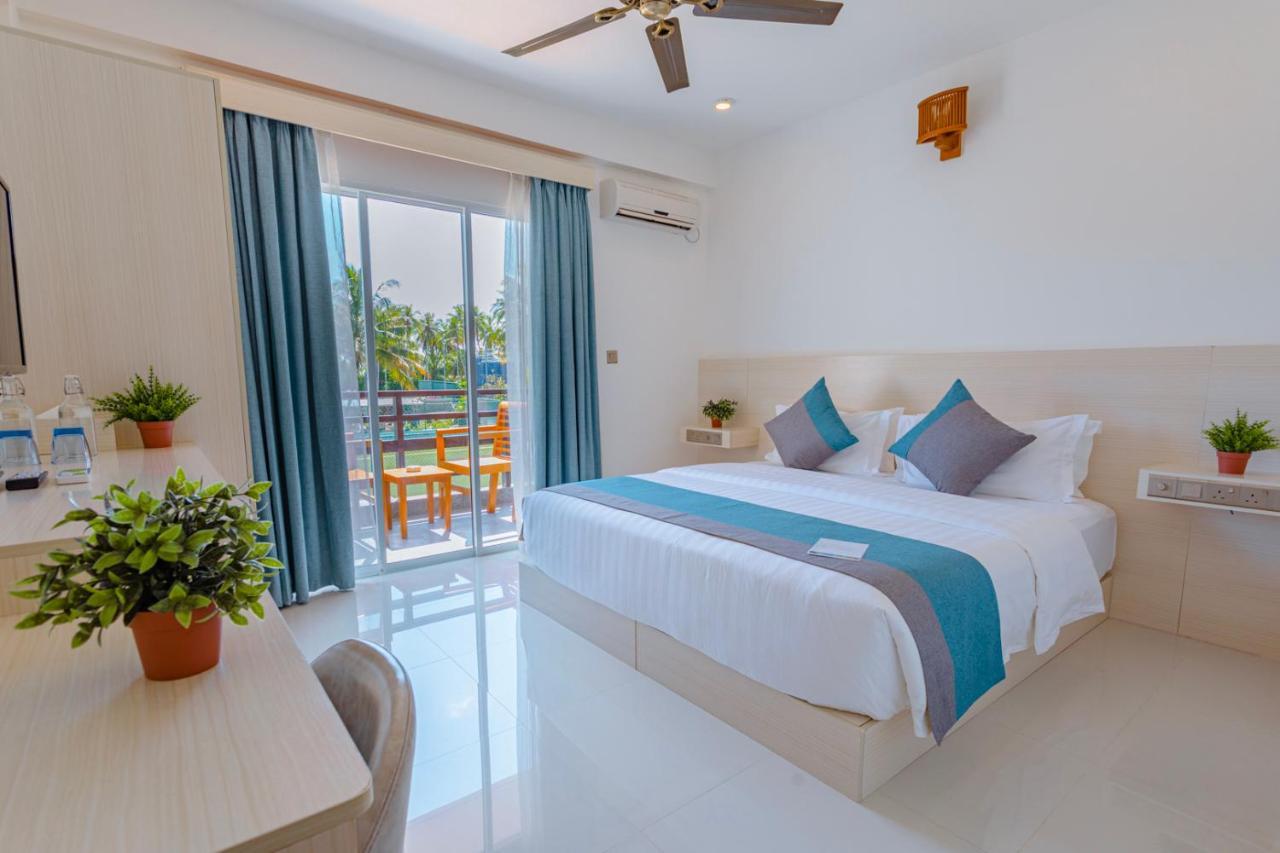 Dhiguveli Breeze Hotel Dhigurah  Exterior photo